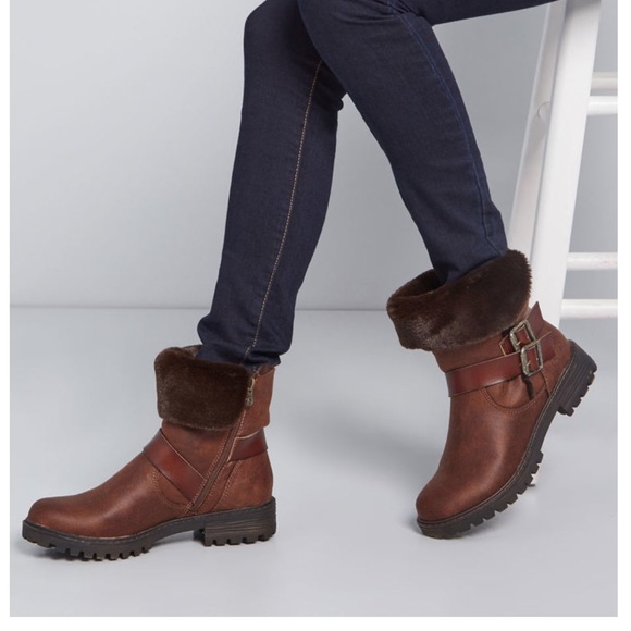 ⭐️ HP ⭐ Blowfish Faux Leather Suede & Fur Boots - Picture 2 of 6